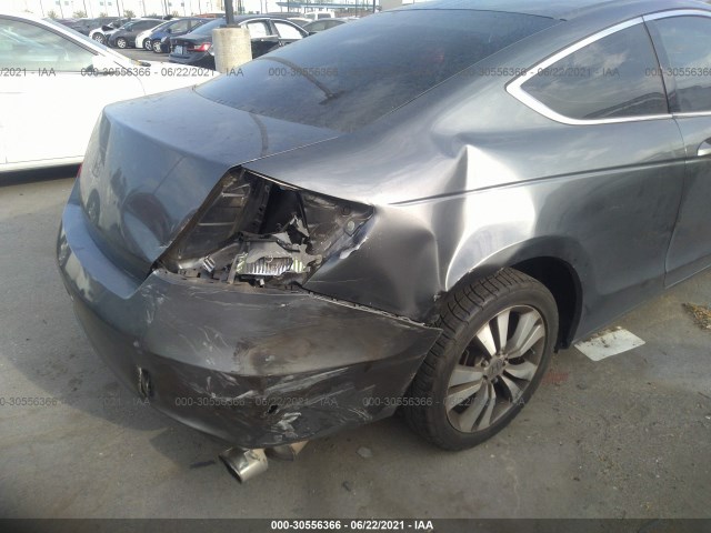 Photo 5 VIN: 1HGCS1B32CA017774 - HONDA ACCORD CPE 