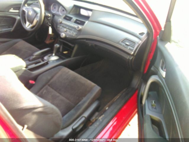 Photo 4 VIN: 1HGCS1B33AA006781 - HONDA ACCORD CPE 