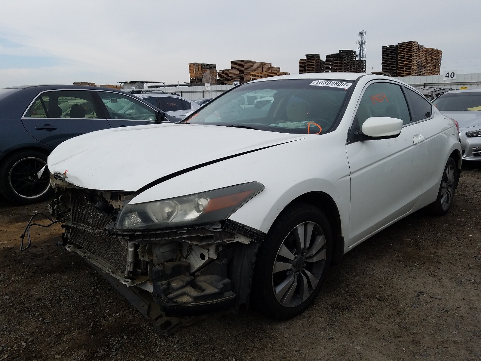 Photo 1 VIN: 1HGCS1B33BA009827 - HONDA ACCORD LX- 