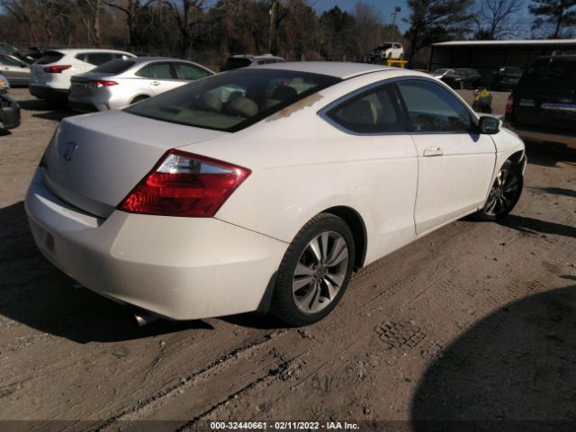 Photo 3 VIN: 1HGCS1B34AA021564 - HONDA ACCORD CPE 