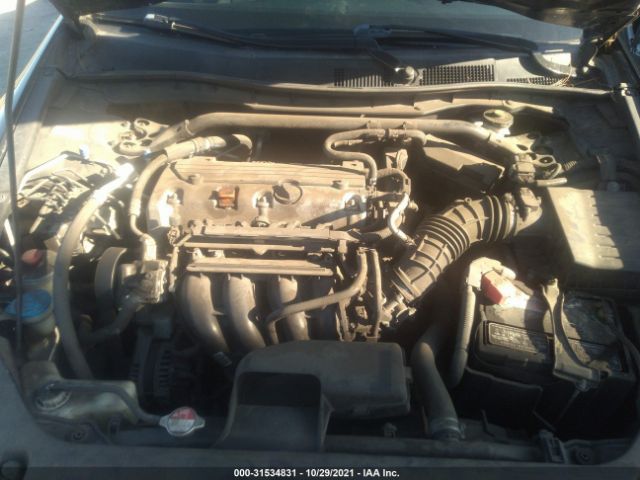 Photo 9 VIN: 1HGCS1B34BA011313 - HONDA ACCORD CPE 