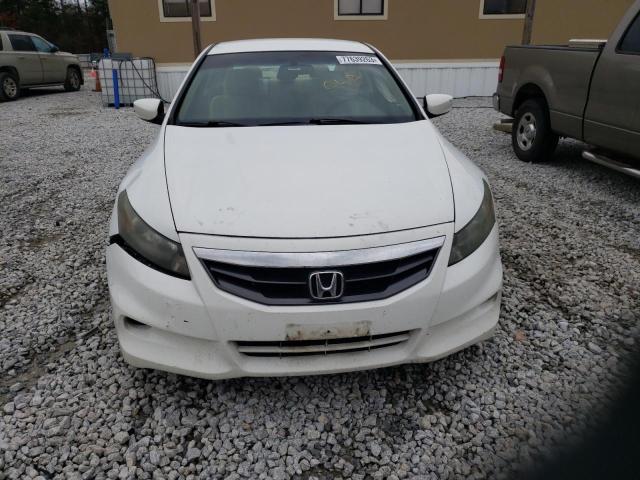 Photo 4 VIN: 1HGCS1B34BA016527 - HONDA ACCORD 