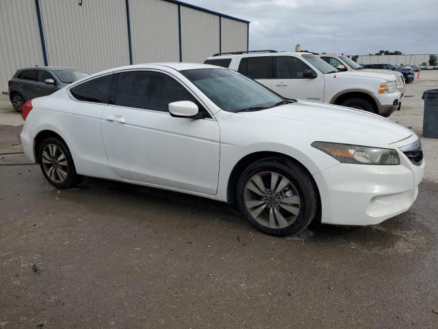 Photo 3 VIN: 1HGCS1B35BA009814 - HONDA ACCORD 