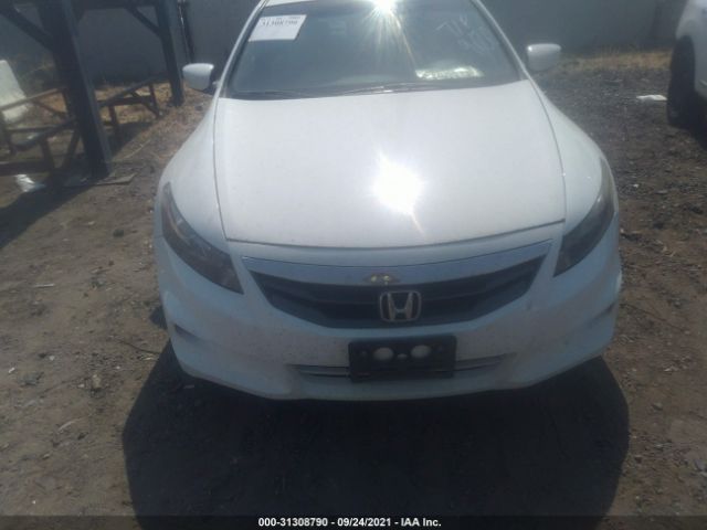 Photo 5 VIN: 1HGCS1B35BA016245 - HONDA ACCORD CPE 