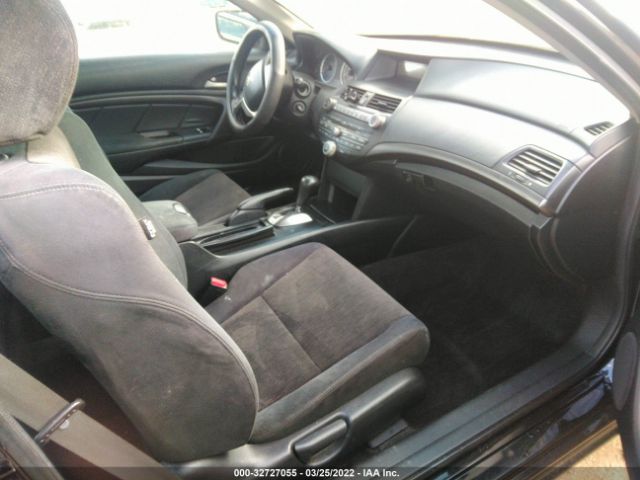 Photo 4 VIN: 1HGCS1B36AA004670 - HONDA ACCORD CPE 