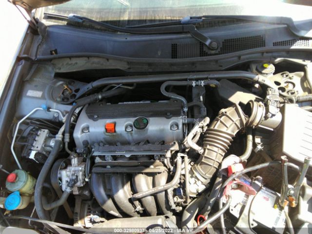 Photo 9 VIN: 1HGCS1B36AA016821 - HONDA ACCORD CPE 