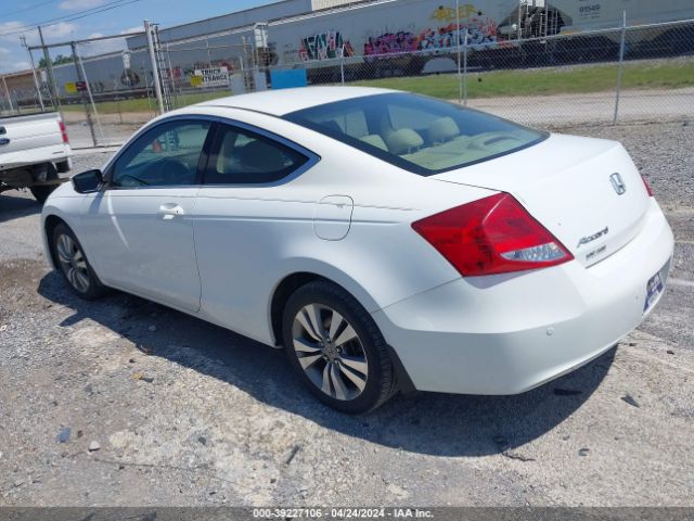 Photo 2 VIN: 1HGCS1B36BA005898 - HONDA ACCORD 