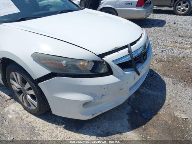 Photo 5 VIN: 1HGCS1B36BA005898 - HONDA ACCORD 