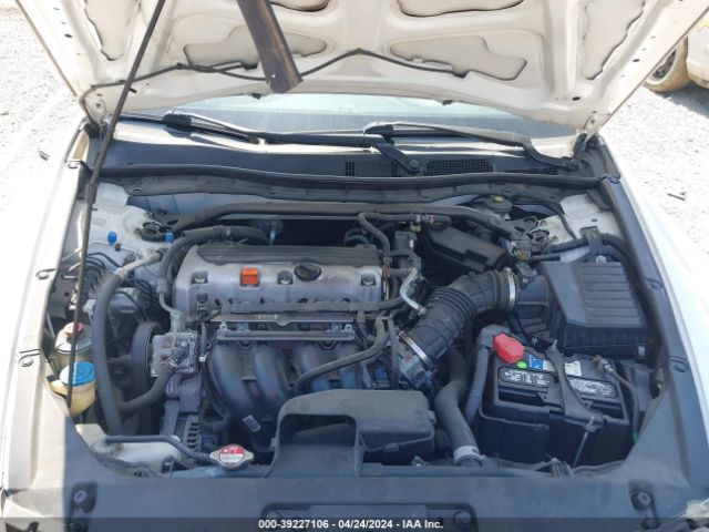 Photo 9 VIN: 1HGCS1B36BA005898 - HONDA ACCORD 