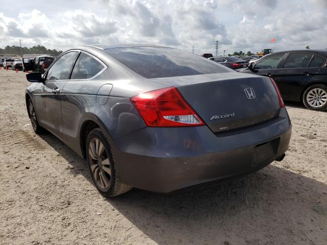 Photo 2 VIN: 1HGCS1B36CA008074 - HONDA ACCORD LX 