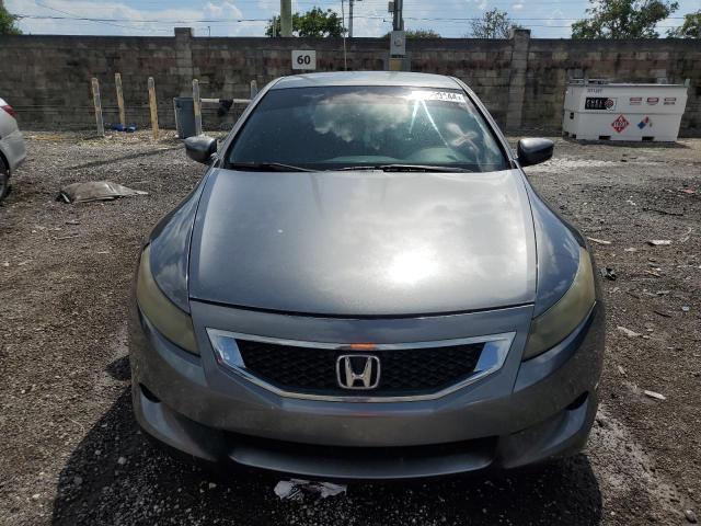 Photo 4 VIN: 1HGCS1B37AA002801 - HONDA ACCORD LX 