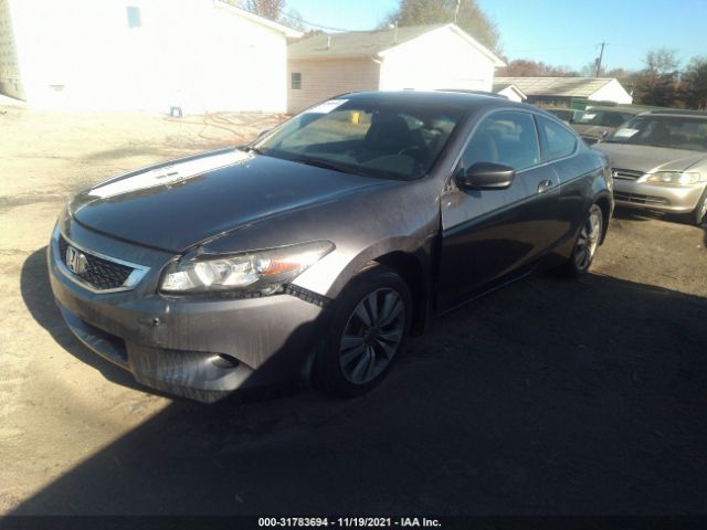 Photo 1 VIN: 1HGCS1B37AA005553 - HONDA ACCORD CPE 