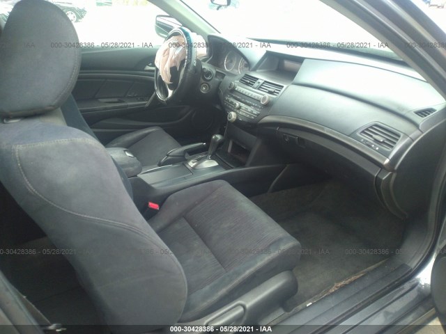 Photo 4 VIN: 1HGCS1B37CA013557 - HONDA ACCORD CPE 