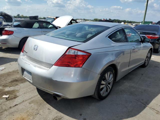 Photo 3 VIN: 1HGCS1B38AA020188 - HONDA ACCORD LX 