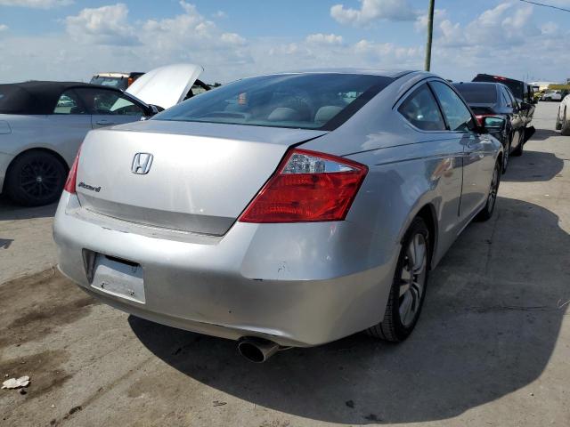 Photo 8 VIN: 1HGCS1B38AA020188 - HONDA ACCORD LX 