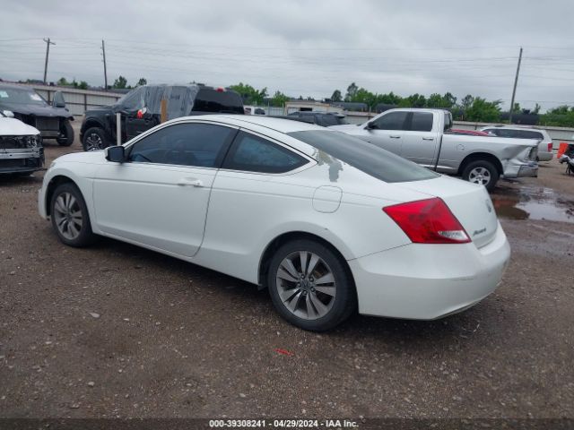 Photo 2 VIN: 1HGCS1B38BA009810 - HONDA ACCORD 