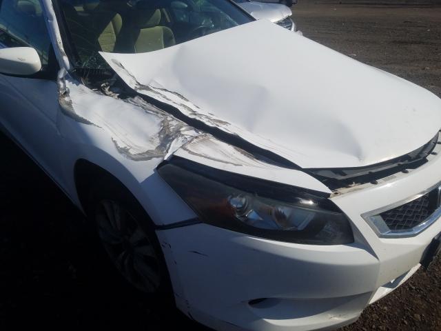 Photo 8 VIN: 1HGCS1B39AA002170 - HONDA ACCORD LX 