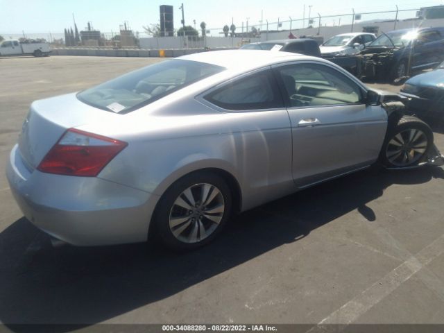 Photo 3 VIN: 1HGCS1B39AA016893 - HONDA ACCORD CPE 