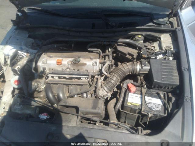 Photo 9 VIN: 1HGCS1B39AA016893 - HONDA ACCORD CPE 