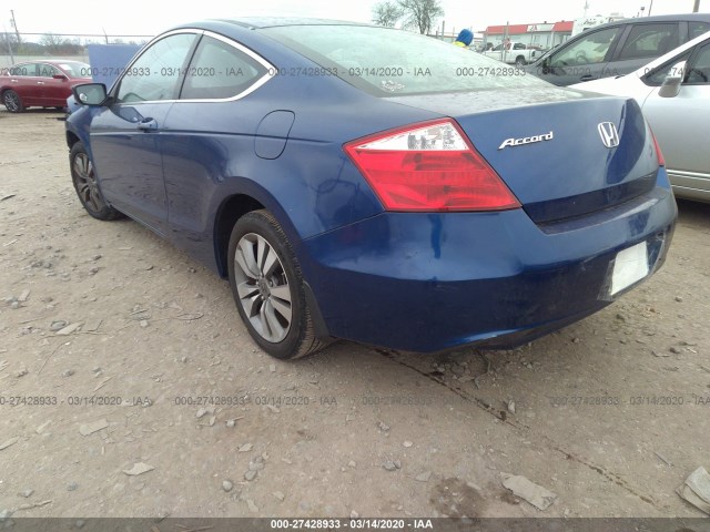 Photo 2 VIN: 1HGCS1B3XAA008771 - HONDA ACCORD CPE 