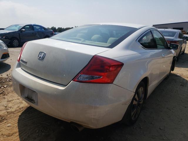 Photo 3 VIN: 1HGCS1B3XBA005192 - HONDA ACCORD 