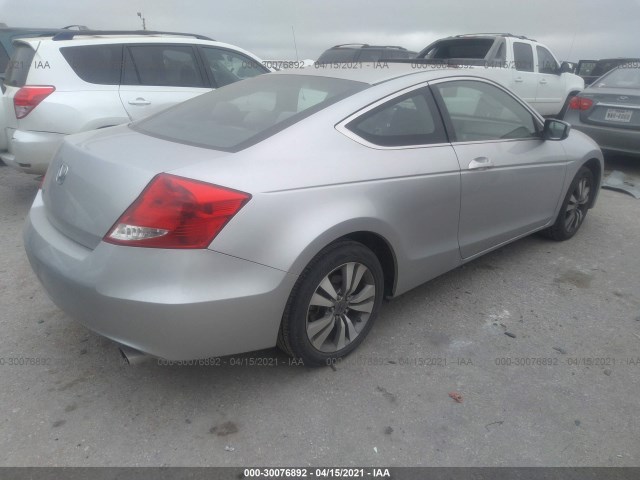 Photo 3 VIN: 1HGCS1B3XCA011219 - HONDA ACCORD CPE 