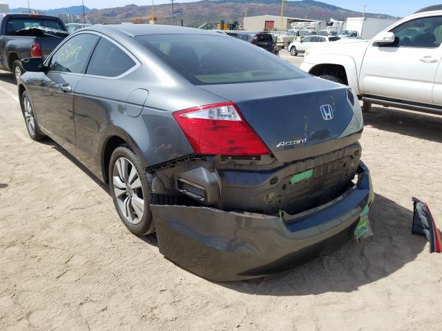 Photo 2 VIN: 1HGCS1B71AA003526 - HONDA ACCORD EX 