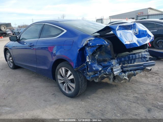 Photo 2 VIN: 1HGCS1B71AA005969 - HONDA ACCORD 