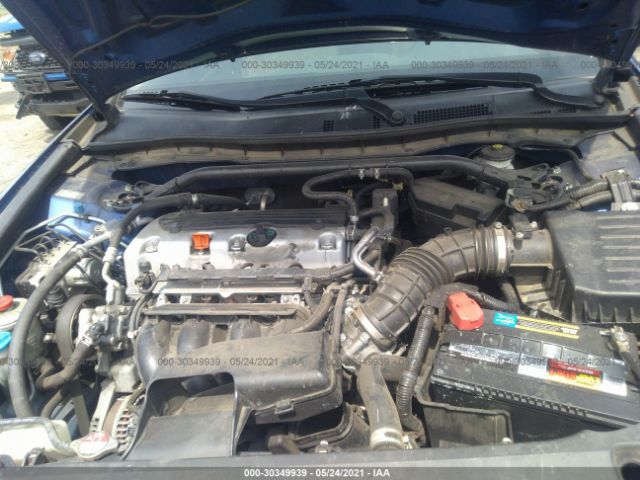 Photo 9 VIN: 1HGCS1B71AA015045 - HONDA ACCORD CPE 