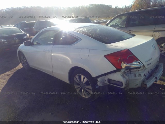 Photo 2 VIN: 1HGCS1B72BA012253 - HONDA ACCORD CPE 