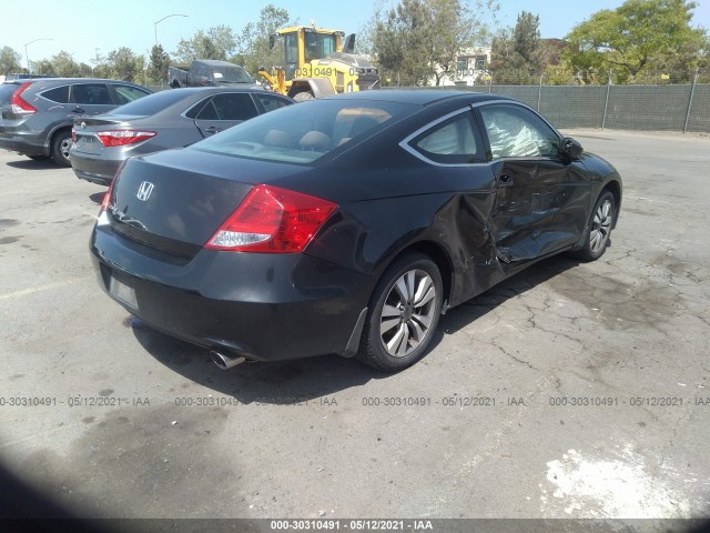 Photo 3 VIN: 1HGCS1B72CA000301 - HONDA ACCORD CPE 