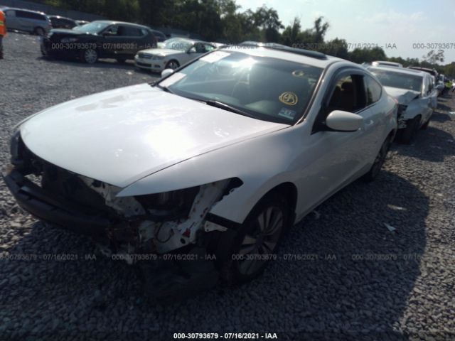 Photo 1 VIN: 1HGCS1B72CA015106 - HONDA ACCORD CPE 