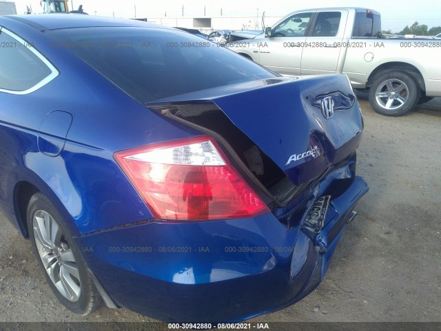 Photo 5 VIN: 1HGCS1B73AA009537 - HONDA ACCORD CPE 