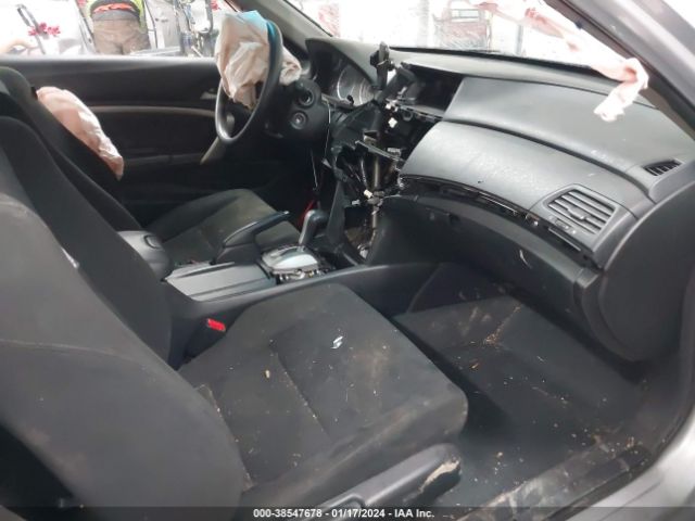 Photo 4 VIN: 1HGCS1B73BA006722 - HONDA ACCORD 