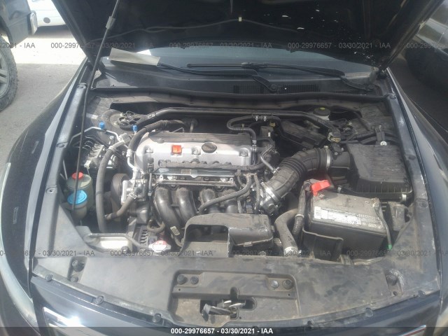 Photo 9 VIN: 1HGCS1B73CA004857 - HONDA ACCORD CPE 