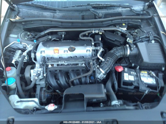 Photo 9 VIN: 1HGCS1B73CA016538 - HONDA ACCORD CPE 