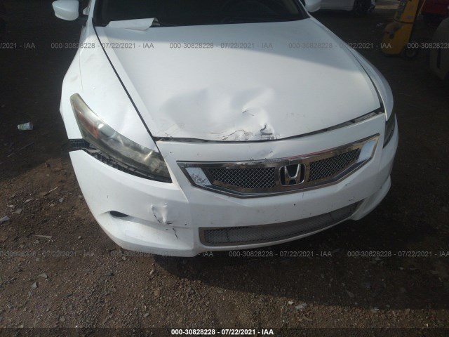 Photo 5 VIN: 1HGCS1B76AA010469 - HONDA ACCORD EX 