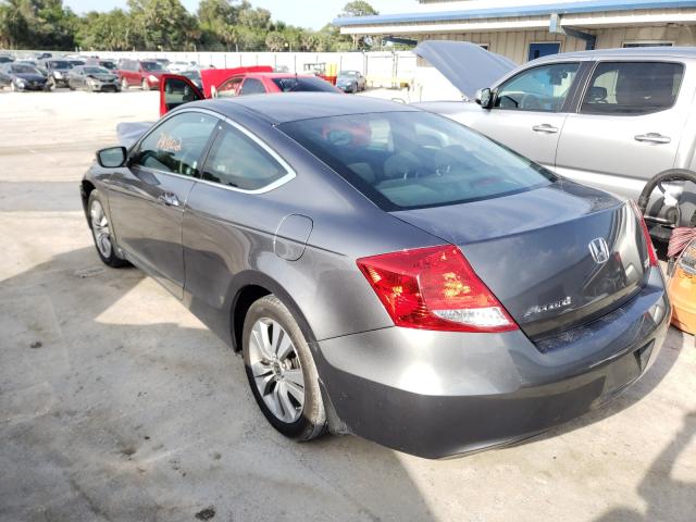 Photo 2 VIN: 1HGCS1B77BA014502 - HONDA ACCORD 