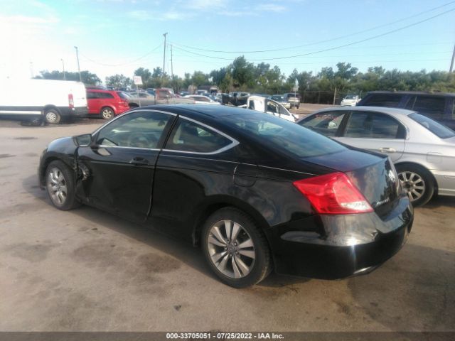 Photo 2 VIN: 1HGCS1B77BA016170 - HONDA ACCORD CPE 