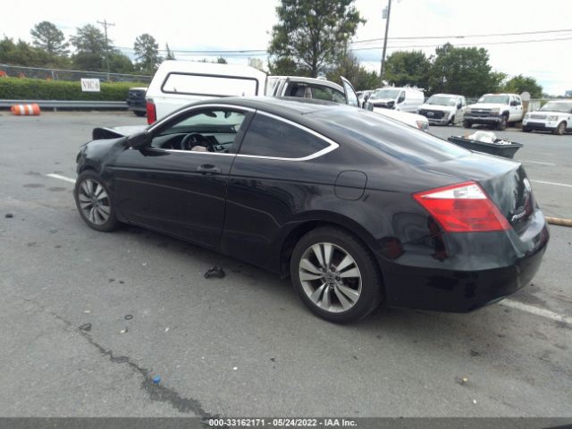 Photo 2 VIN: 1HGCS1B78AA020663 - HONDA ACCORD CPE 