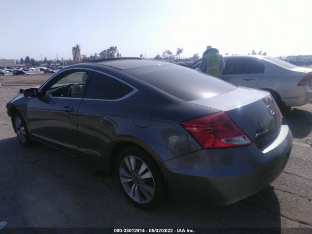 Photo 2 VIN: 1HGCS1B78CA001243 - HONDA ACCORD CPE 