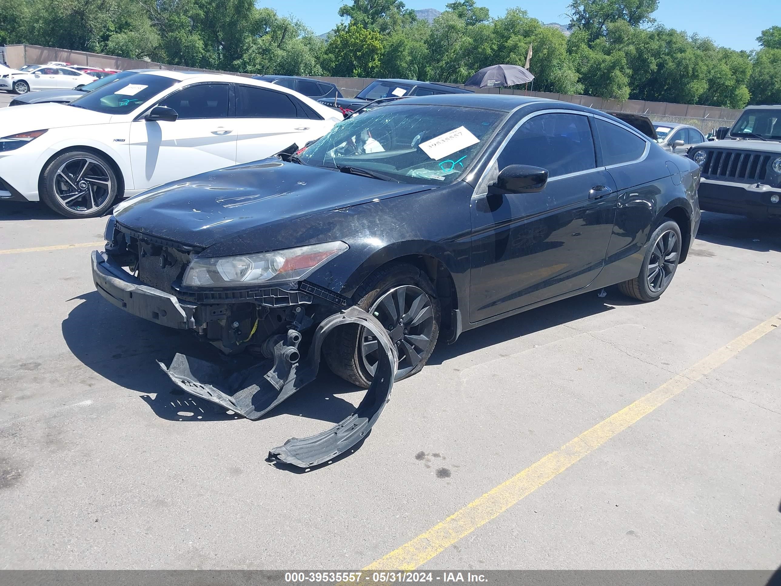 Photo 1 VIN: 1HGCS1B78CA017183 - HONDA ACCORD 