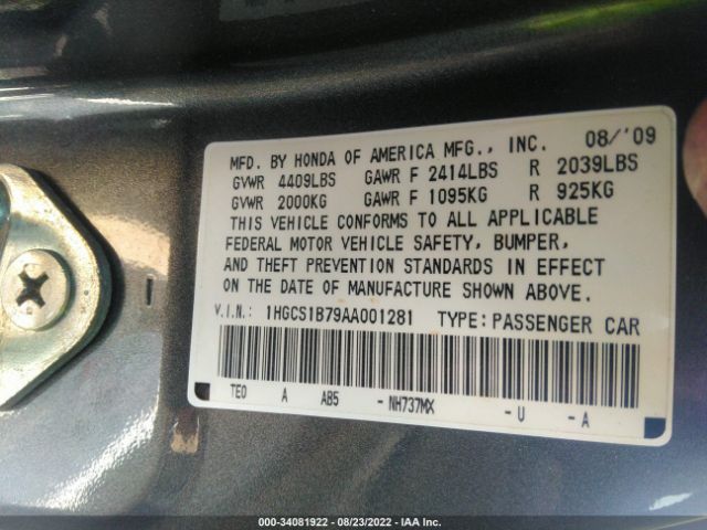 Photo 8 VIN: 1HGCS1B79AA001281 - HONDA ACCORD CPE 