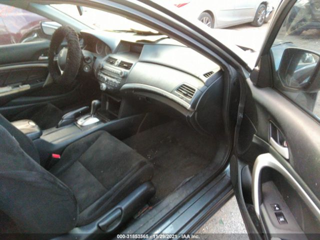 Photo 4 VIN: 1HGCS1B79AA006495 - HONDA ACCORD CPE 