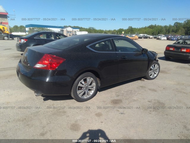 Photo 3 VIN: 1HGCS1B79CA010064 - HONDA ACCORD CPE 