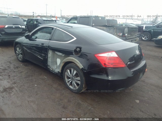 Photo 2 VIN: 1HGCS1B7XAA016680 - HONDA ACCORD CPE 