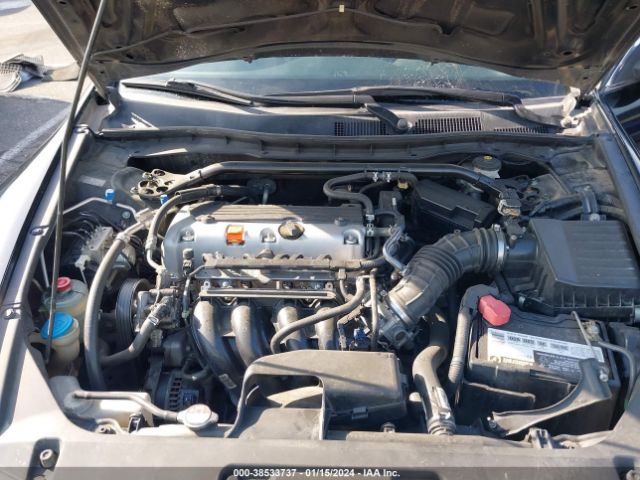 Photo 9 VIN: 1HGCS1B7XCA010042 - HONDA ACCORD 