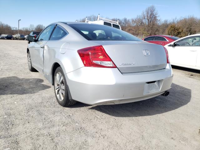 Photo 2 VIN: 1HGCS1B80CA008504 - HONDA ACCORD EXL 