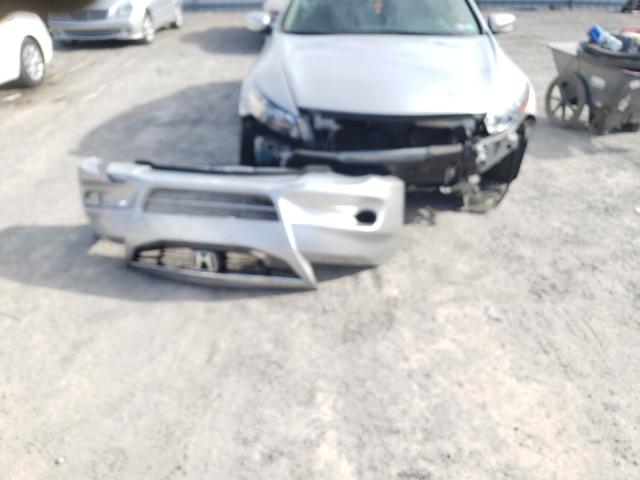 Photo 8 VIN: 1HGCS1B80CA008504 - HONDA ACCORD EXL 