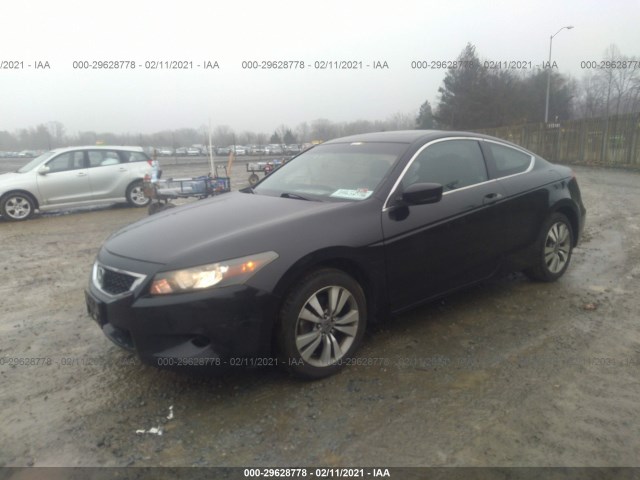 Photo 1 VIN: 1HGCS1B81AA007729 - HONDA ACCORD CPE 